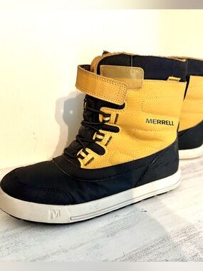 Merrell Kids Black and Wheat Snow Boots